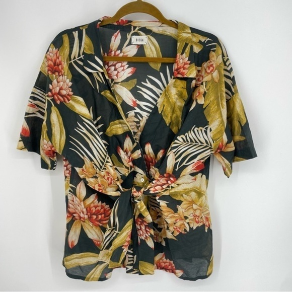 DIEGA Floral print Patterned Top tie button front short sleeve - Picture 2 of 7